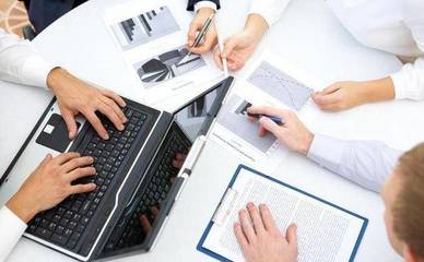 云服務(wù)推動IT服務(wù)外包行業(yè)深度變革，基礎(chǔ)軟件服務(wù)面臨三大挑戰(zhàn)